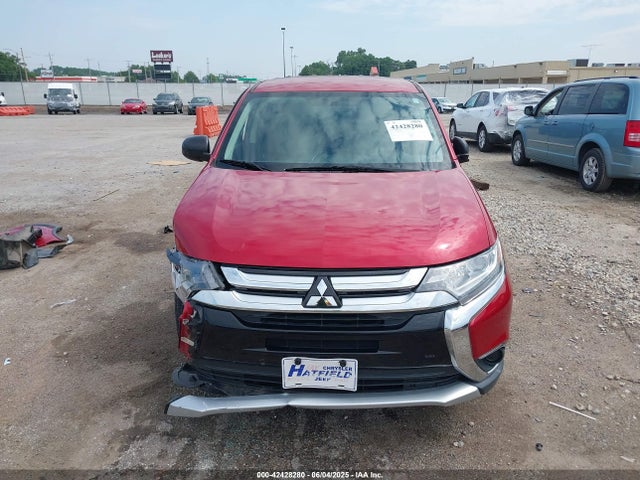 Mitsubishi mivec 2018 JA4AZ3A38JZ057459 Image 13