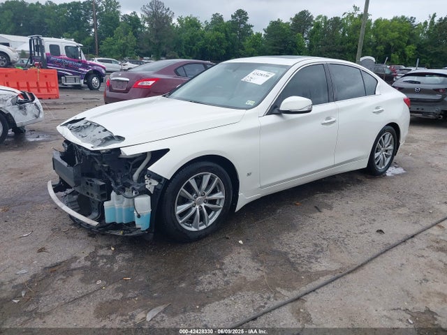 Infiniti 2014 2014 JN1BV7AP1EM670108 Image 2