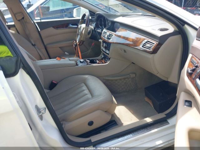 2012 MERCEDES-BENZ CLS 550 WDDLJ7DB3CA030659 Photo 4