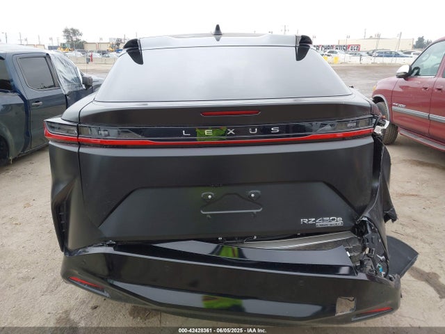 Lexus 2023 2023 JTJAAAAB3PA013463 Image 15