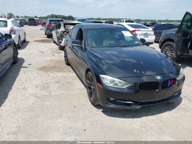 BMW 2015 2015 WBA3A5G5XFNS85209 Image 1