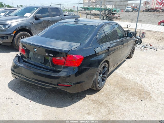 BMW 2015 2015 WBA3A5G5XFNS85209 Image 4