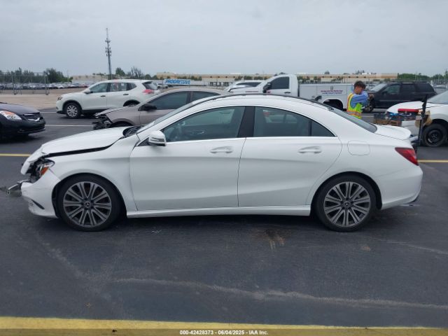 WDDSJ4EBXJN676439 Mercedes-Benz CLA 250