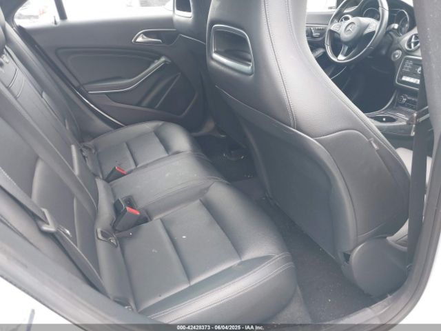 2018 MERCEDES-BENZ CLA 250 WDDSJ4EBXJN676439 Photo 7