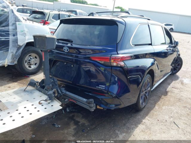 2021 TOYOTA SIENNA 5TDDRKEC9MS045558 Photo 3