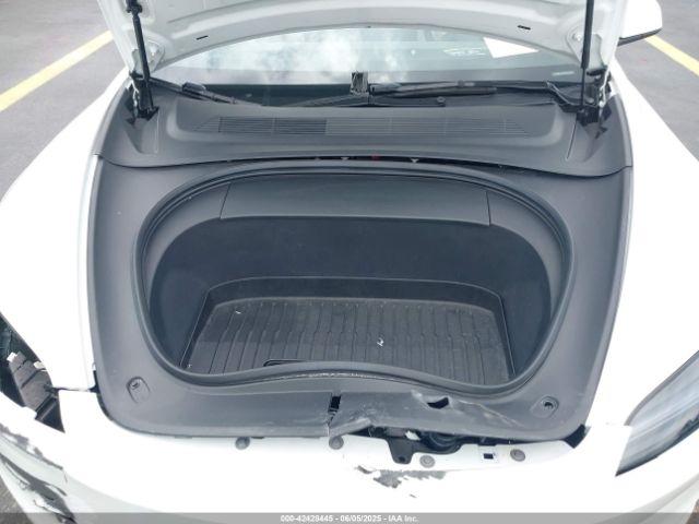 2024 TESLA MODEL 3 5YJ3E1EA5RF725209 Photo 9