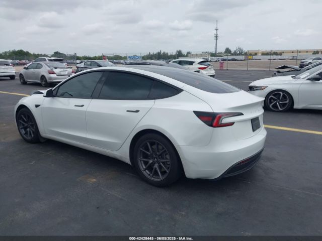 2024 TESLA MODEL 3 5YJ3E1EA5RF725209 Photo 2