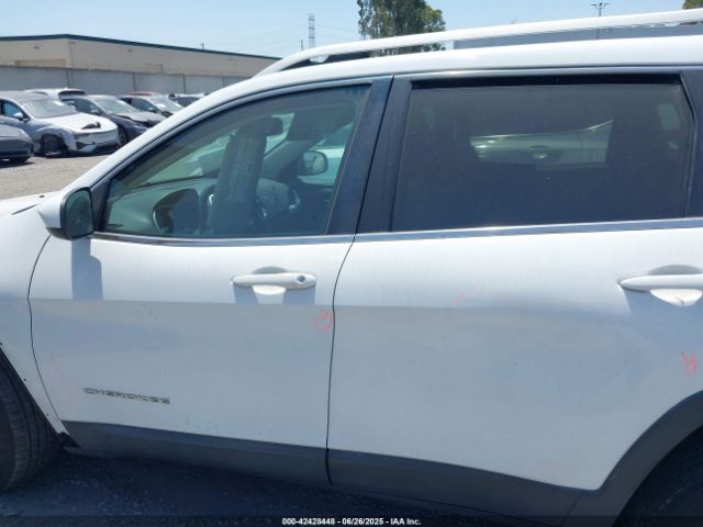 1C4PJLCB4FW782562 Jeep 2015