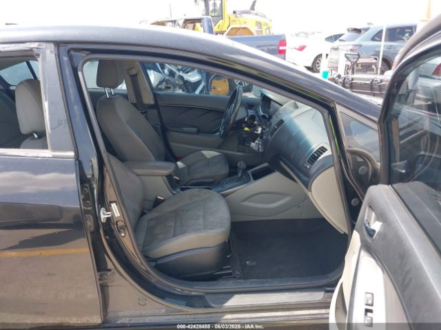 KNAFK4A64F5375008 KIA FORTE LX