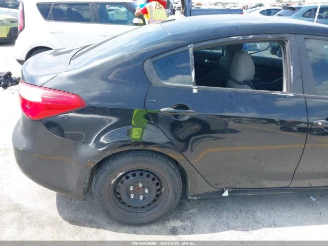 KNAFK4A64F5375008 KIA FORTE LX