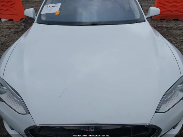 2016 TESLA MODEL S 5YJSA1E11GF132984 Photo 9