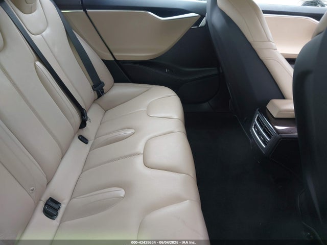 2016 TESLA MODEL S 5YJSA1E11GF132984 Photo 7