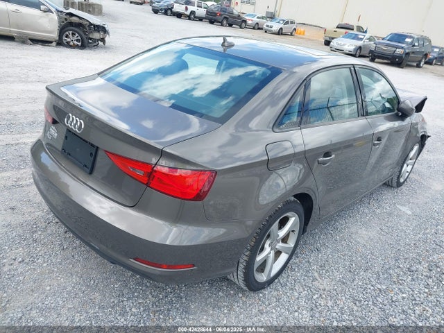 2015 AUDI A3 WAUACGFF3F1011431 Photo 3