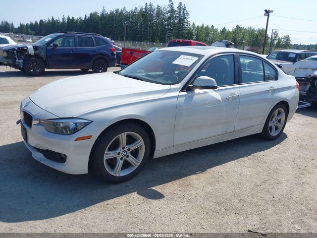 BMW 320i Xdrive 2015 WBA3C3G51FNT53668 Image 2