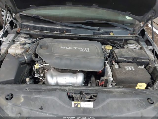 2016 CHRYSLER 200 1C3CCCAB3GN191047 Photo 9