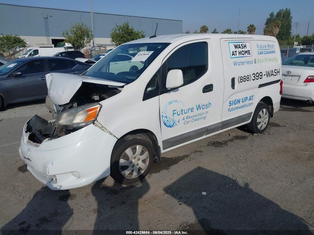 3N6CM0KNXFK693331 Nissan 2015