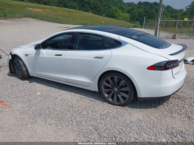 2013 TESLA MODEL S 5YJSA1DN6DFP16135 Photo 2