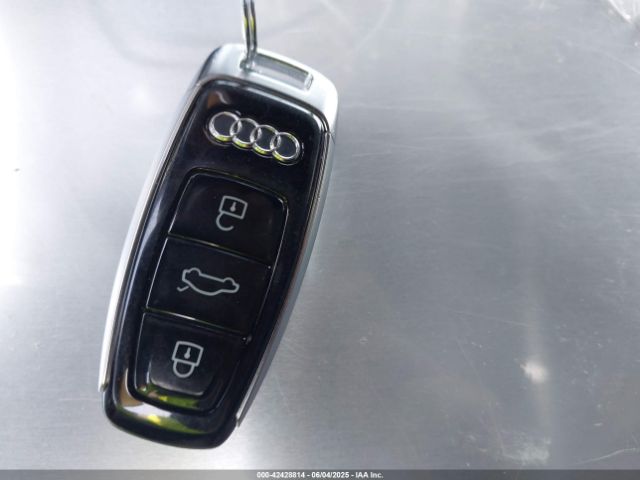 2019 AUDI Q8 WA1AVAF12KD010255 Photo 10