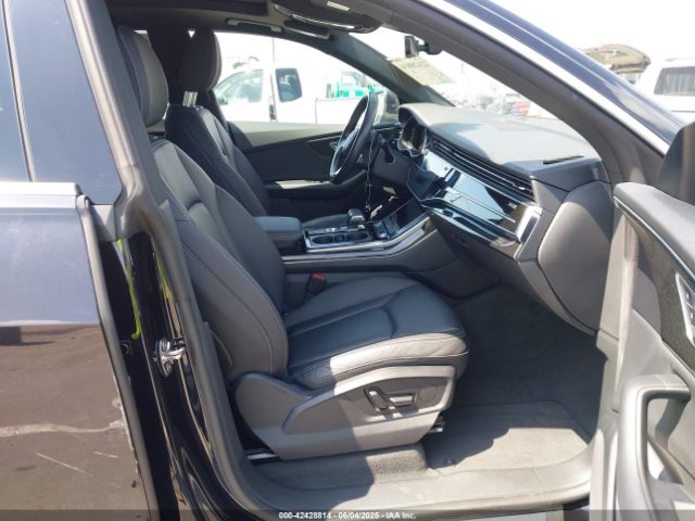 2019 AUDI Q8 WA1AVAF12KD010255 Photo 4