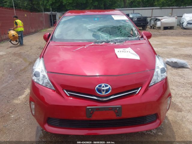 2014 TOYOTA PRIUS V JTDZN3EU0EJ014181 Photo 5
