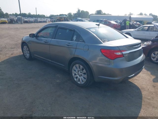 2013 CHRYSLER 200 1C3CCBAG5DN724419 Photo 2