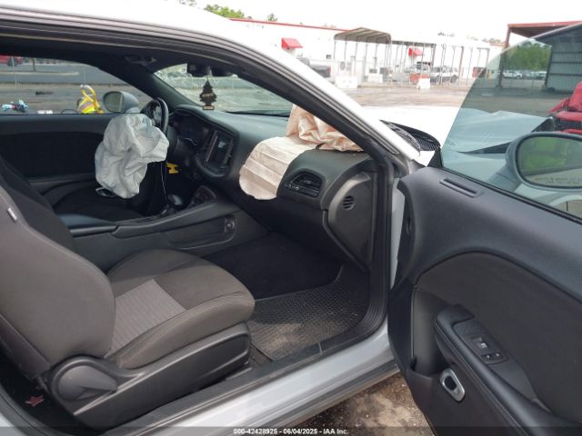 2022 DODGE CHALLENGER 2C3CDZBT1NH233941 Photo 4