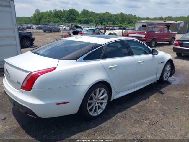 2016 JAGUAR XJ SAJWJ1CD6G8V95512 Photo 3