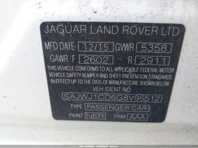 2016 JAGUAR XJ SAJWJ1CD6G8V95512 Photo 8