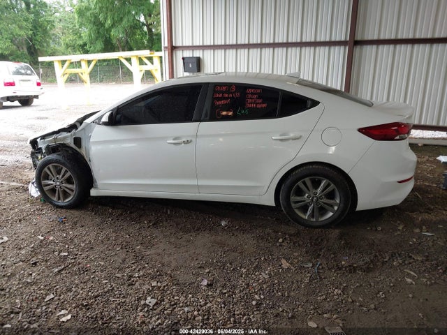5NPD84LF8HH144363 Hyundai Elantra