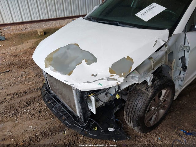 5NPD84LF8HH144363 Hyundai Elantra