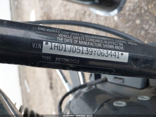 2009 HARLEY-DAVIDSON FLSTN 1HD1JD5139Y063441 Photo 9