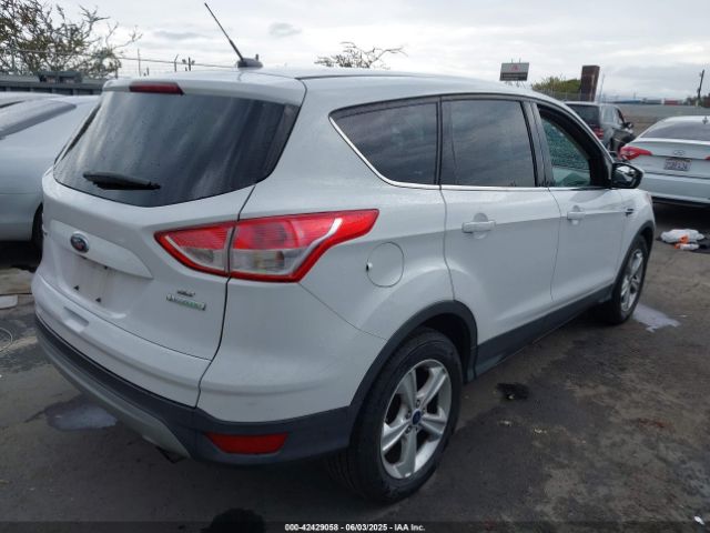 1FMCU0GX9GUB99648 Ford ESCAPE SE