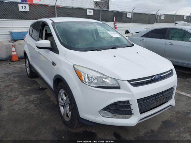 1FMCU0GX9GUB99648 Ford ESCAPE SE