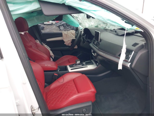 2019 AUDI SQ5 WA1C4AFY1K2012518 Photo 4