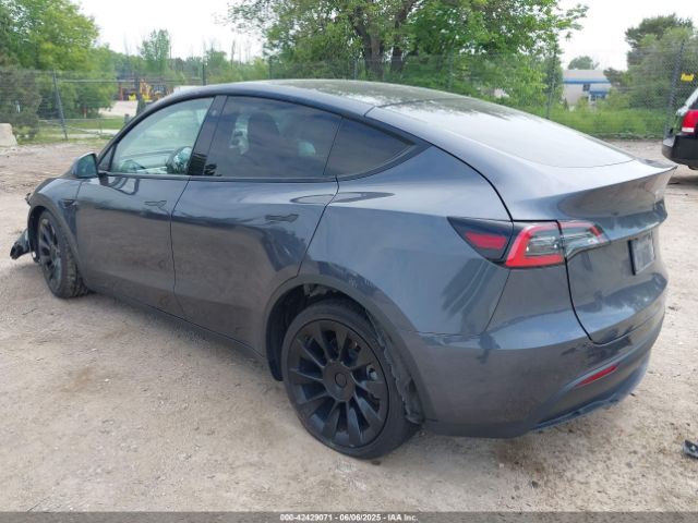 2021 TESLA MODEL Y 5YJYGDEE2MF115457 Photo 2
