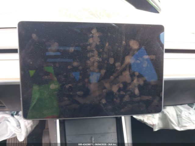 2021 TESLA MODEL Y 5YJYGDEE2MF115457 Photo 6