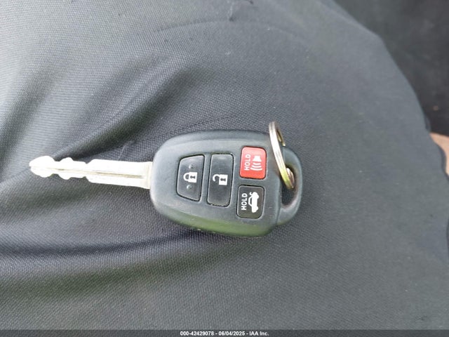 5YFBURHEXFP322841 Toyota 2zr-fe