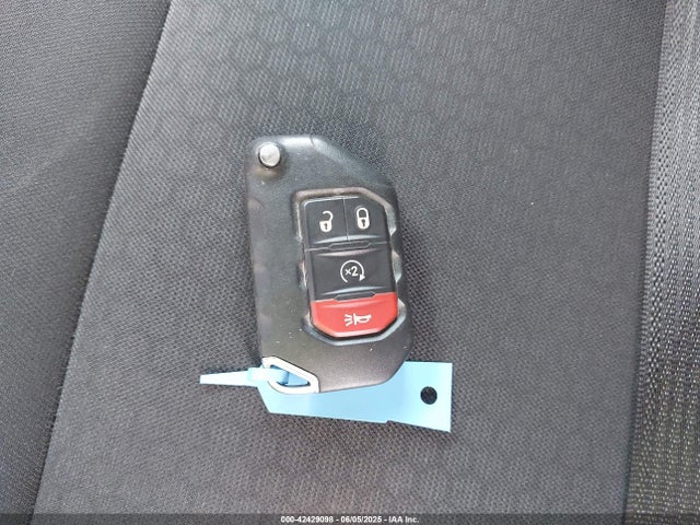 1C4HJXFG8JW184793 Jeep 2018