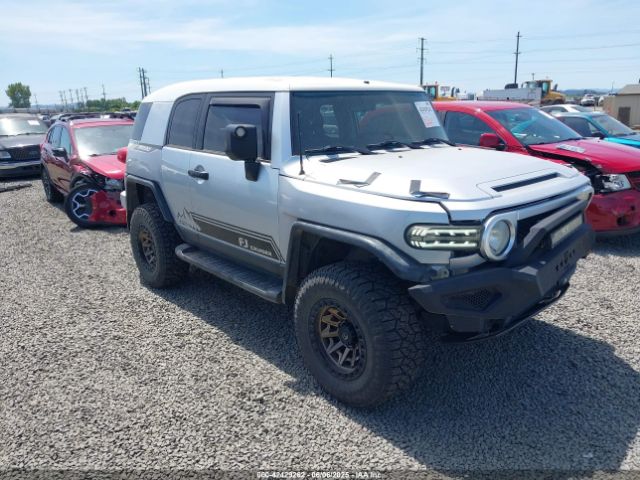 2007 TOYOTA FJ CRUISER JTEBU11F370004121