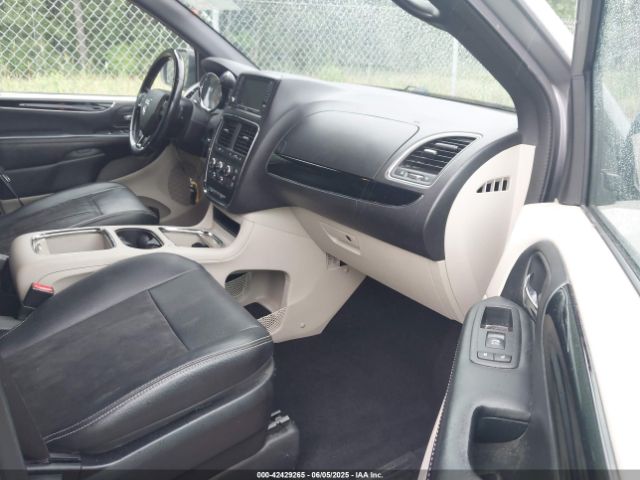 2019 DODGE GRAND CARAVAN 2C4RDGCG5KR696666 Photo 4