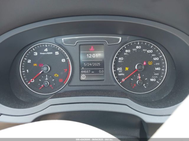 WA1EFCFS1GR016674 Audi Q3 2.0t Premium Plus