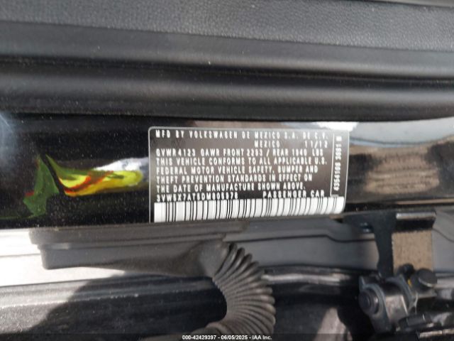 2013 VOLKSWAGEN BEETLE 3VW5X7AT5DM805978 Photo 8