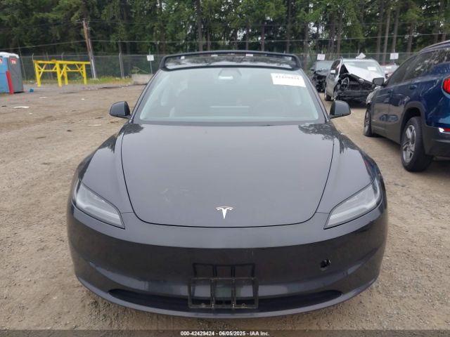 5YJ3E1EB9RF835057 Tesla MODEL 3