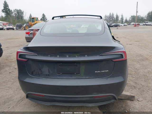 5YJ3E1EB9RF835057 Tesla MODEL 3