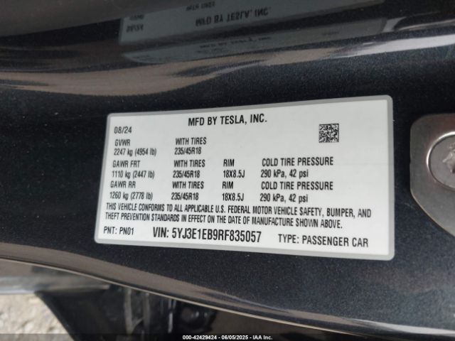 5YJ3E1EB9RF835057 Tesla MODEL 3