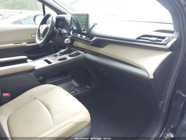 2022 TOYOTA SIENNA 5TDJRKEC0NS089565 Photo 4