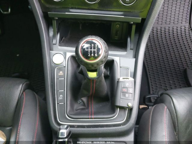 2016 VOLKSWAGEN GOLF GTI 3VW547AU5GM001573 Photo 10