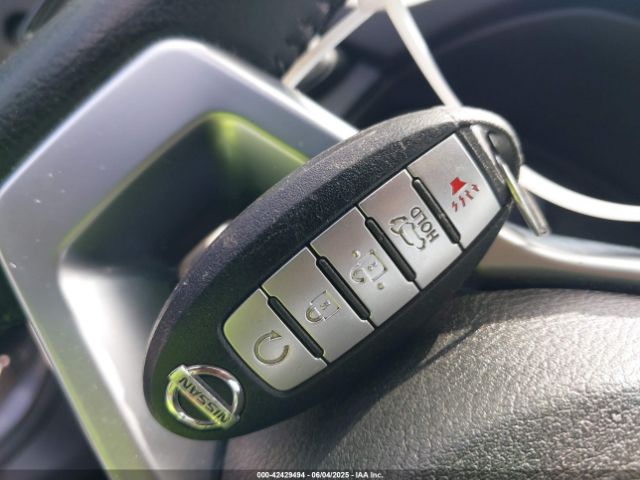 2018 NISSAN ROGUE 5N1AT2MT8JC756814 Photo 10