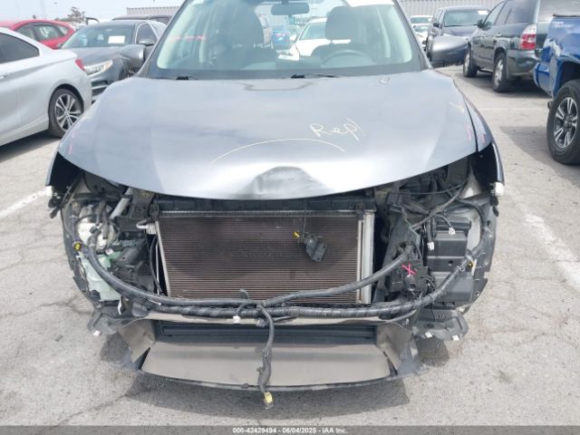 2018 NISSAN ROGUE 5N1AT2MT8JC756814 Photo 5