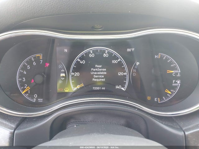 1C4RJFAGXJC121900 Jeep Grand Cherokee
